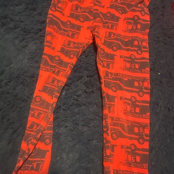 16 piece boys 5t pj lot - Picture 13 of 16